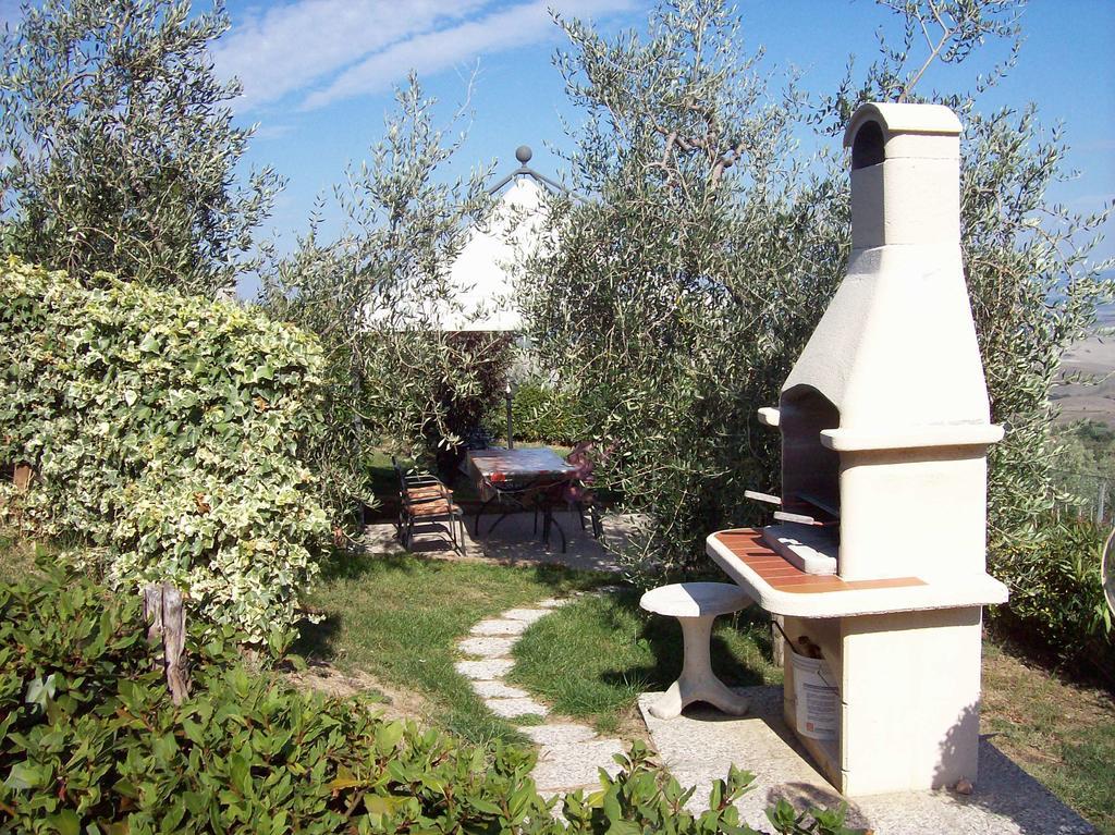 Casa Amedeo Διαμέρισμα Chianni Εξωτερικό φωτογραφία
